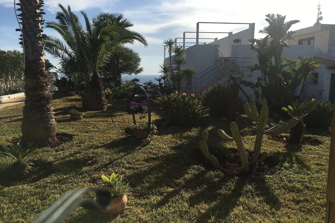 La Rosa Sul Mare Aparthotel Syracuse 4*,  Italy
