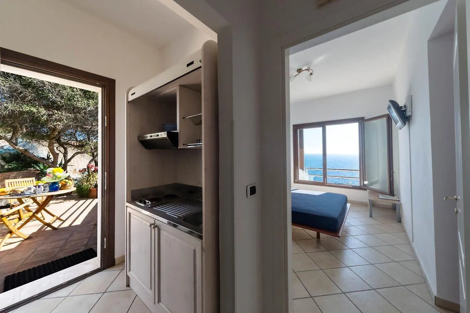 La Rosa Sul Mare Aparthotel Syracuse 4*,  Italy