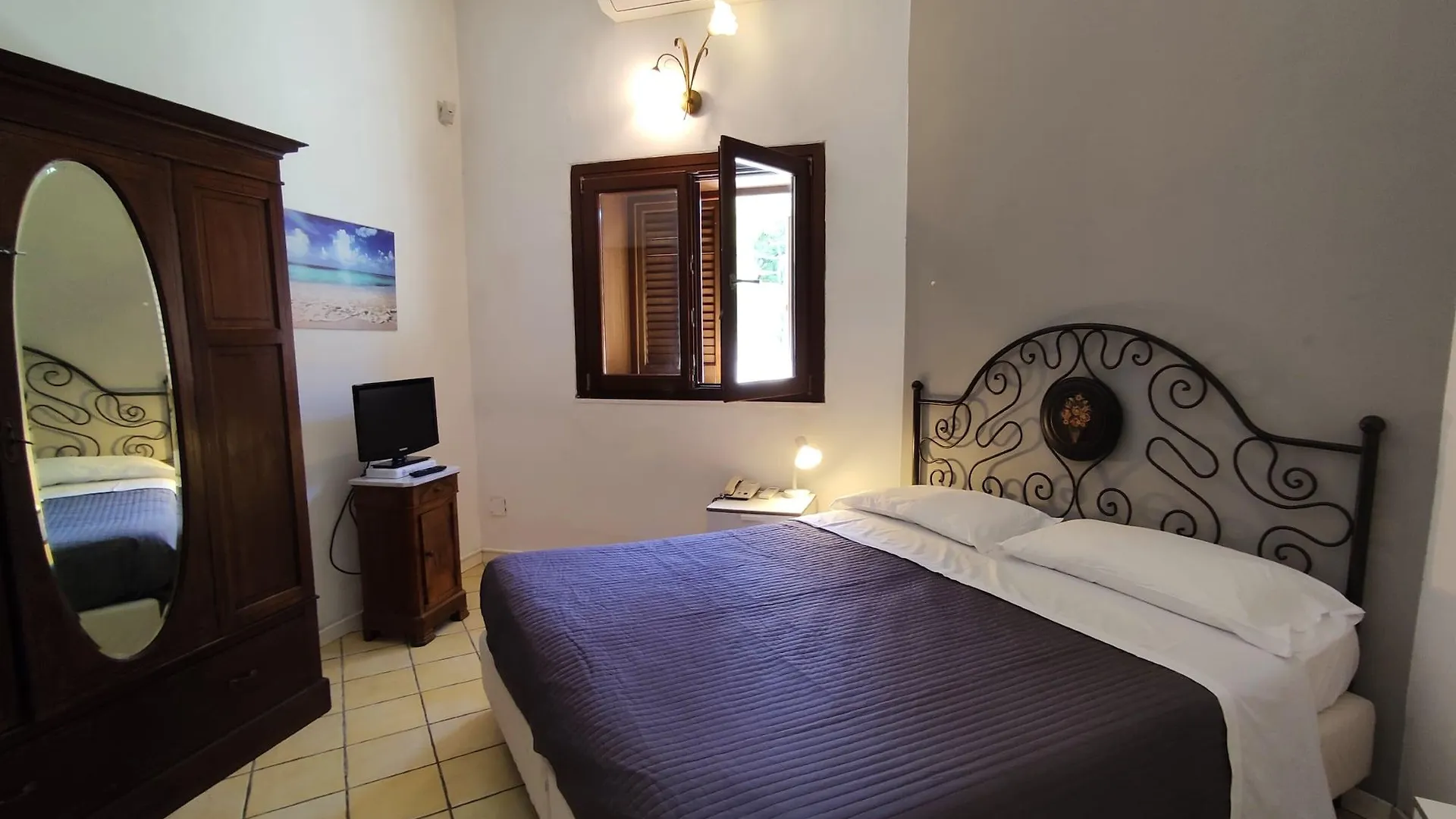 La Rosa Sul Mare Aparthotel Syracuse 4*,