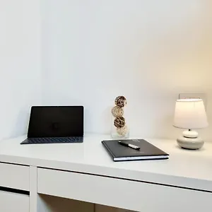 https://glamour-suite-cagliari.in-sardinia.net